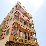 Oyo 61661 Radha Palace