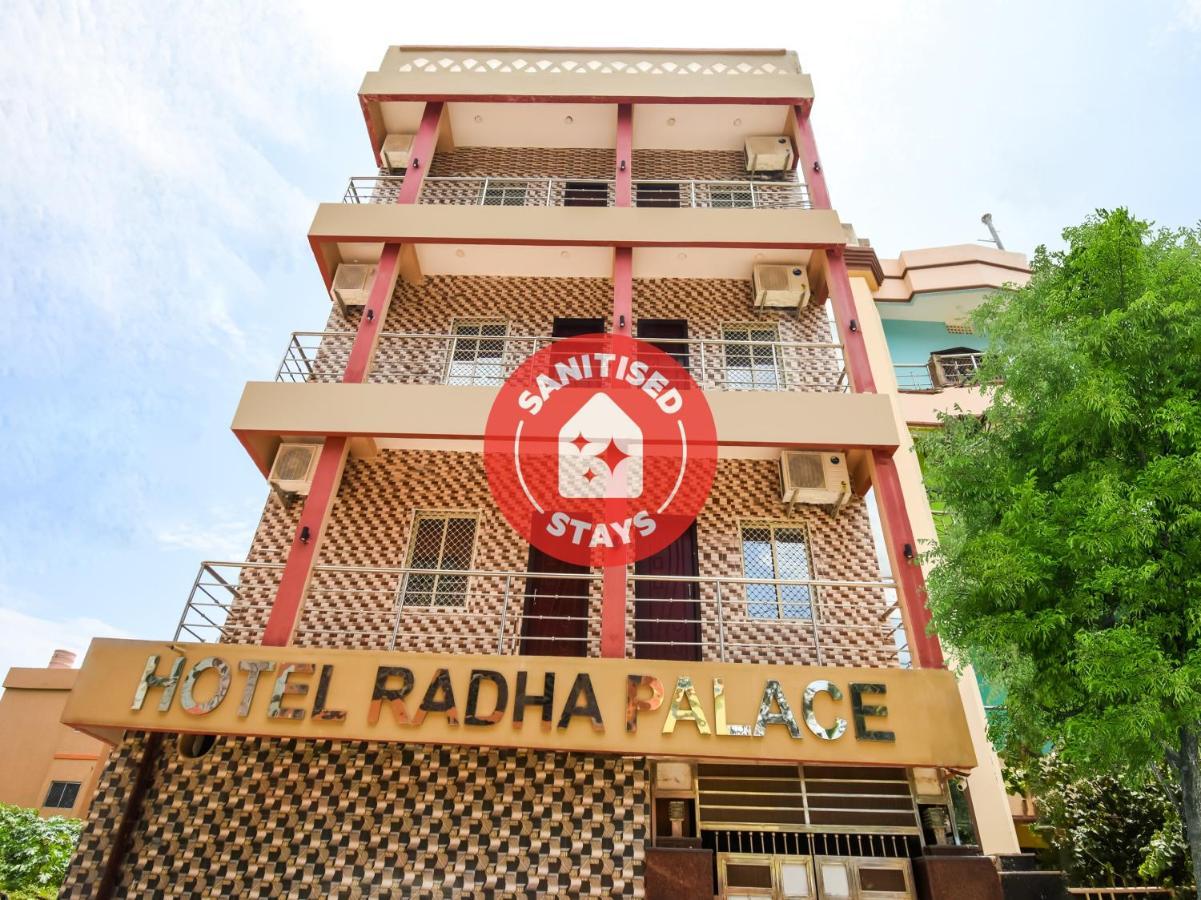 Oyo 61661 Radha Palace Puri