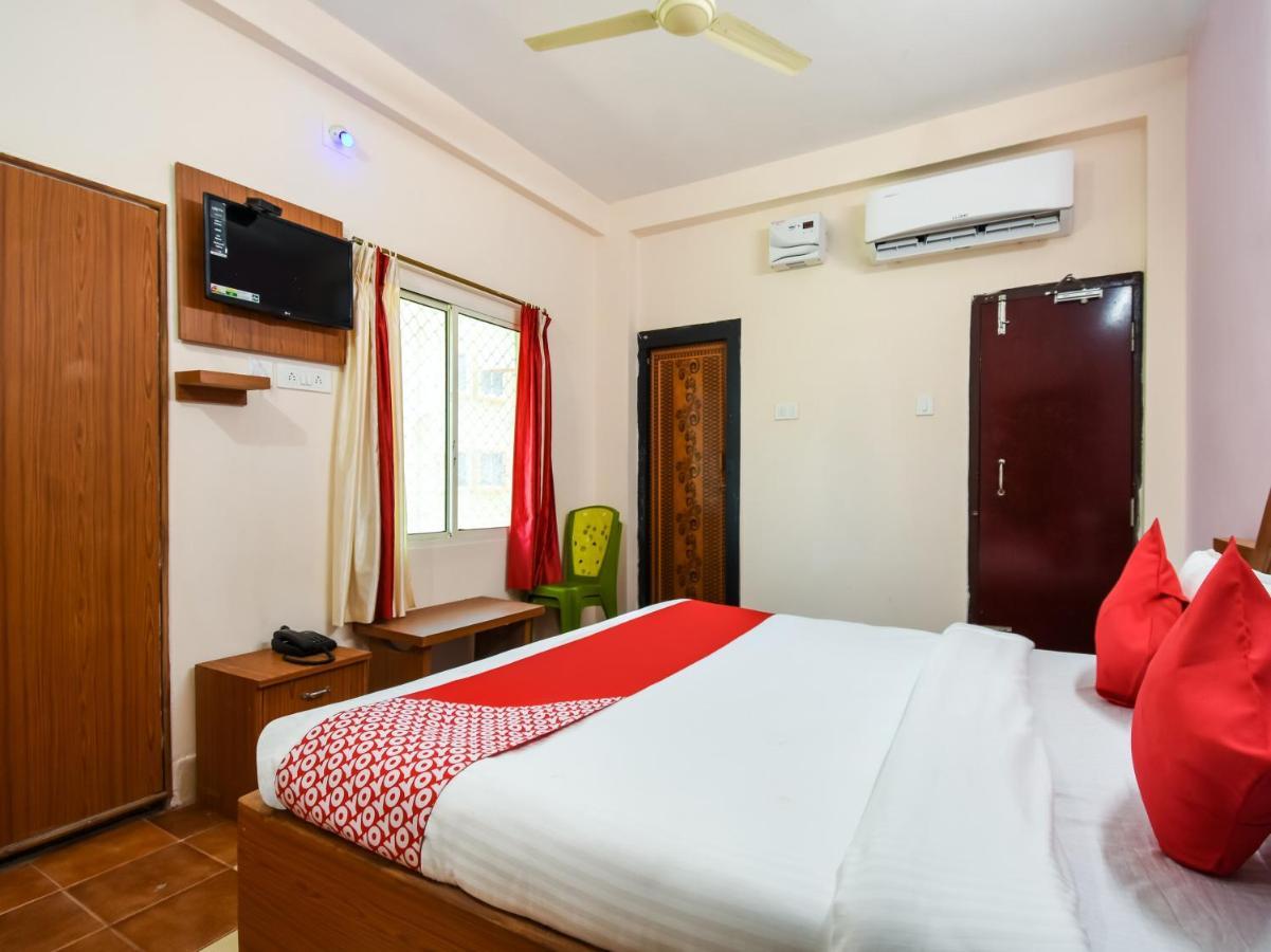 Oyo 61661 Radha Palace Hotel 3*